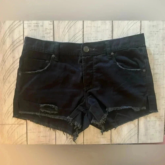 Free People Distressed Black Denim Shorts 27 - Picture 1 of 5